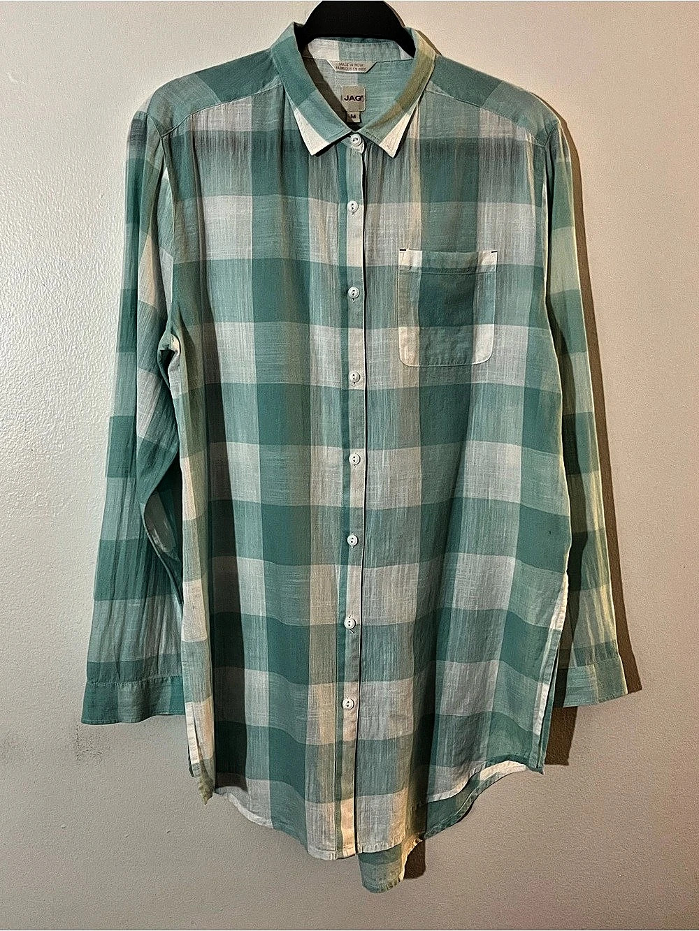 JAG Plaid 100% Cotton Button Down in Mint Green & White Medium Like New